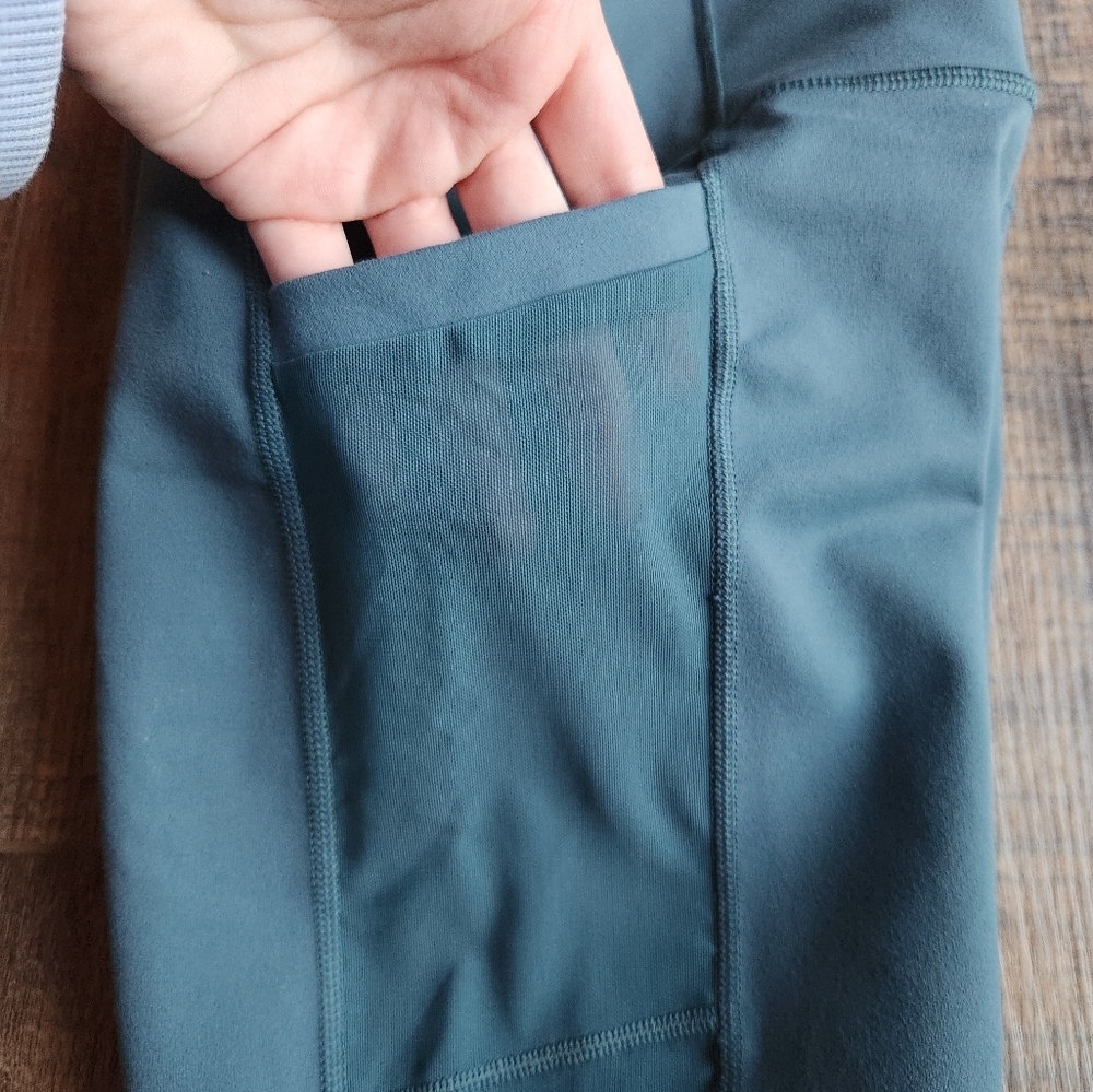 Fabletics Biker Shorts in Slate Blue Size XXS - Picture 3 of 3